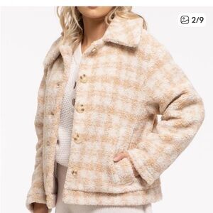 Blu Pepper Cream and Tan Teddy Jacket